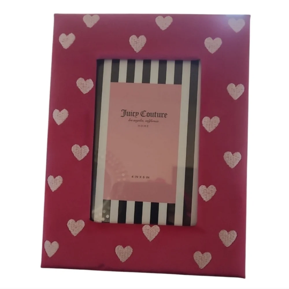 NEW Juicy Couture Pink Heart Frame